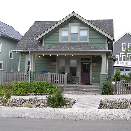 Spirit Salmon House By Seabrook Hospitality Villa